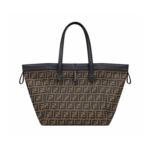 حقيبة توت فيندي الكلاسيكية بنقشة المونوغرام (Fendi FF Monogram Tote Bag) - جودة مطابقة للأصلي